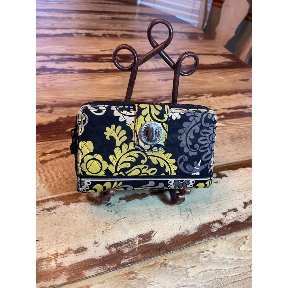 VERA BRADLEY | Wallet One Size Black Yellow Floral